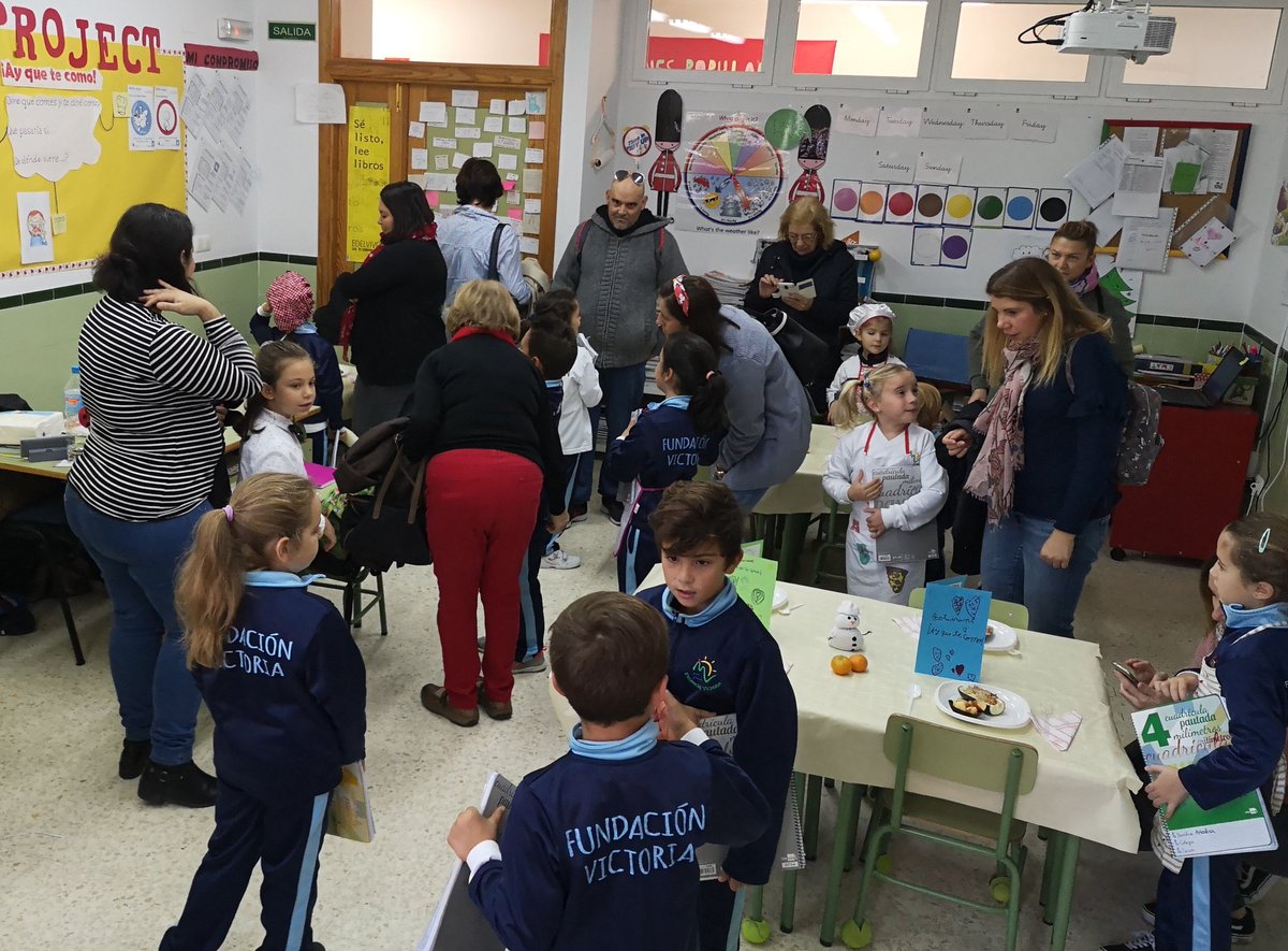 Un día muy especial con una asombrosa participación de los padres en la celebración del aprendizaje y alegría de compartir tanto vivido y aprendido tan 'naturalmente'