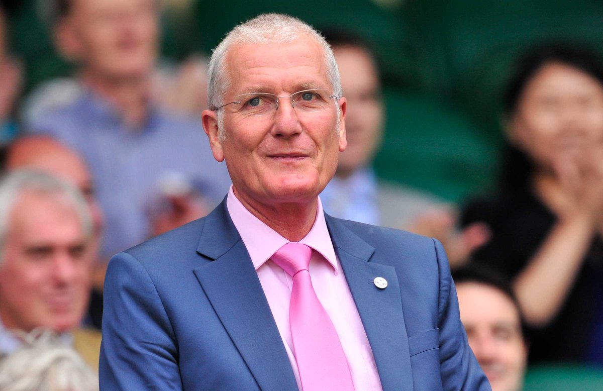 Sad news out of England this morning as Ashes hero turned broadcast pundit Bob Willis passes away 
cricket.com.au/news/bob-willi…