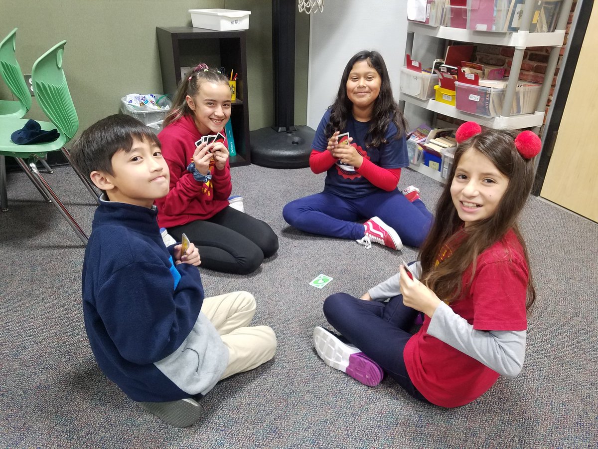 mrsrharrington's tweet image. Recess on rainy days consists of Legos, slime, Uno, and board games. My 5th graders know how to have fun! #technologyfree