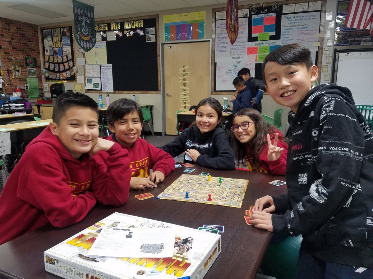 mrsrharrington's tweet image. Recess on rainy days consists of Legos, slime, Uno, and board games. My 5th graders know how to have fun! #technologyfree