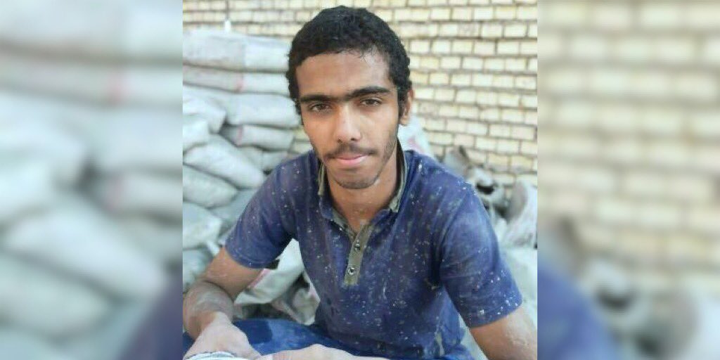 Another 17 y/o confirmed killed during  #IranProtestMohsen Mohammad Pour was a labor worker since childhood in Khorramshahr, SW  #IranThe regime security forces attacked & severely beat him on Nov 16 for protesting. While in coma, he died a few days later of head injuries RIP