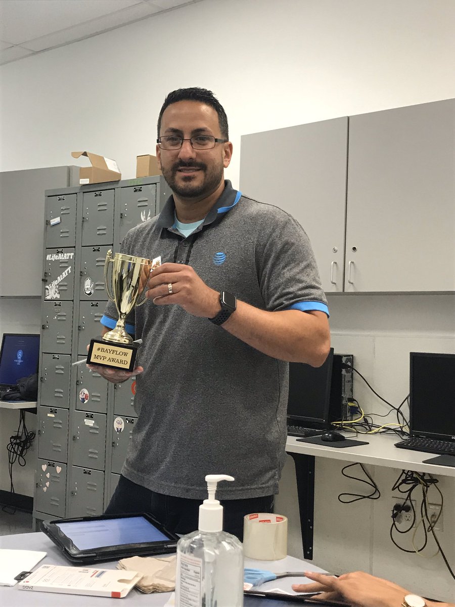 BiscayneStore's tweet image. The CHAMP is here! 💪📊🖌💼Congratulations to Isaac for becoming Business Expert!! When opportunity and preparation meets, it’s NICE!! #BayFlow @JasonJj5839 @jrluna11 @preciouszmoment @Sumitra_Coote @efrenfavela @Mr_Ely_Gonzalez @_EfrainEspinoza @Ang_Rutherford1 #WorldDomination