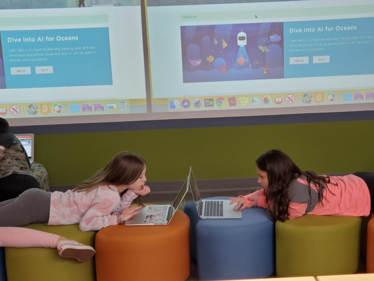 ElsieJohnsonIC's tweet image. 4th grade gearing up for #HourOfCode with @codeorg and their friends! So much fun during #TechTimeWithMsDiBiase @CCSD93 @EJPrincipalD93 @ECJSchool