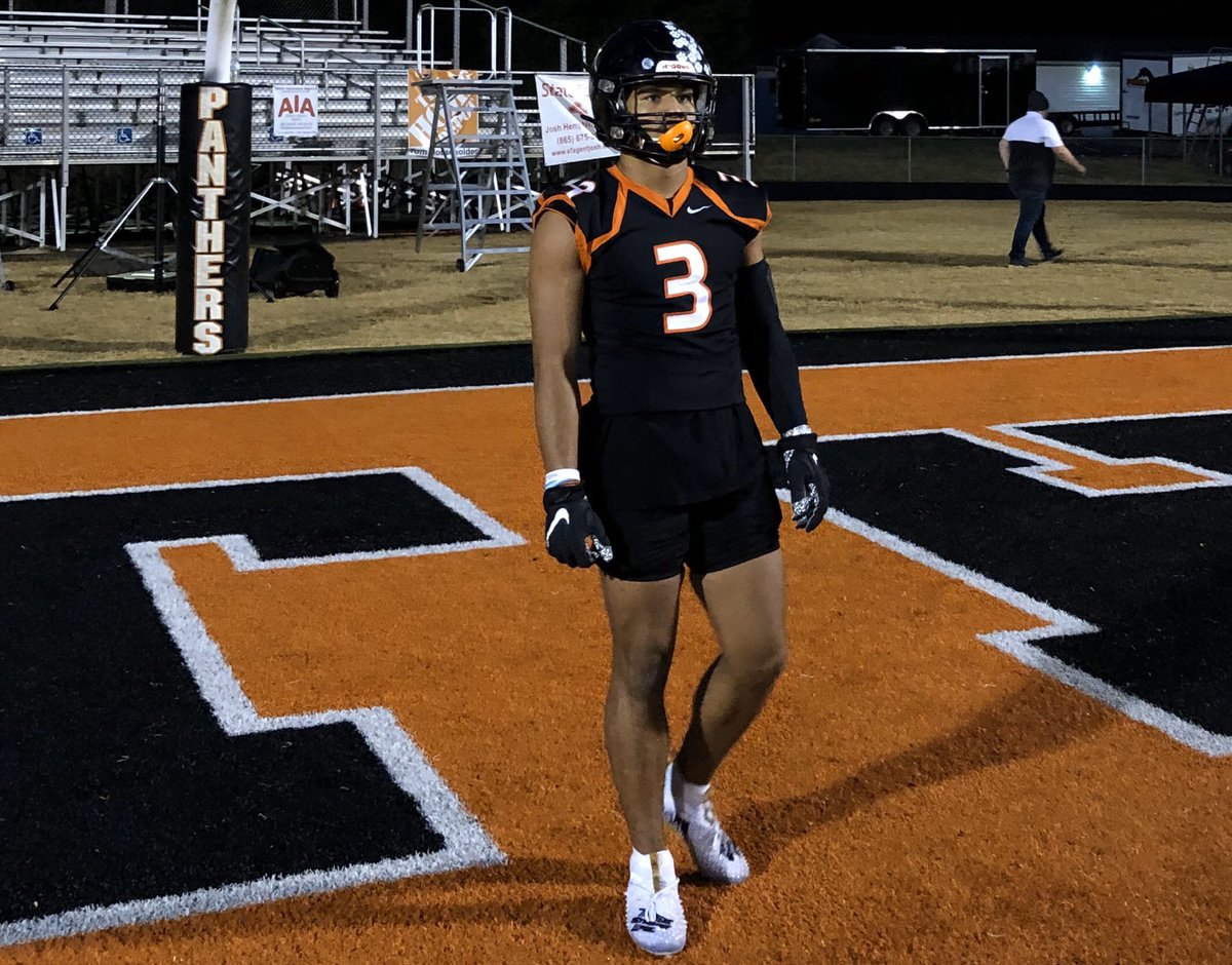 PowellCoachLowe's tweet photo. The 2019 TSSAA Region 3-5A Athlete of the Year is Powell senior RB/WR/DB/P @YvngBailor. #CommittedToGreatness https://t.co/pdPokACmQH