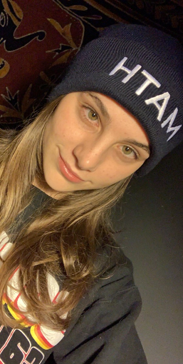 ClaireB4Yang's tweet image. Finally got my winter #mathhat !!! Will be wearing this bad boy everyday on my campus and to work 🥳🥰🧢 Now I’m just patiently waiting for the next qualifying poll !