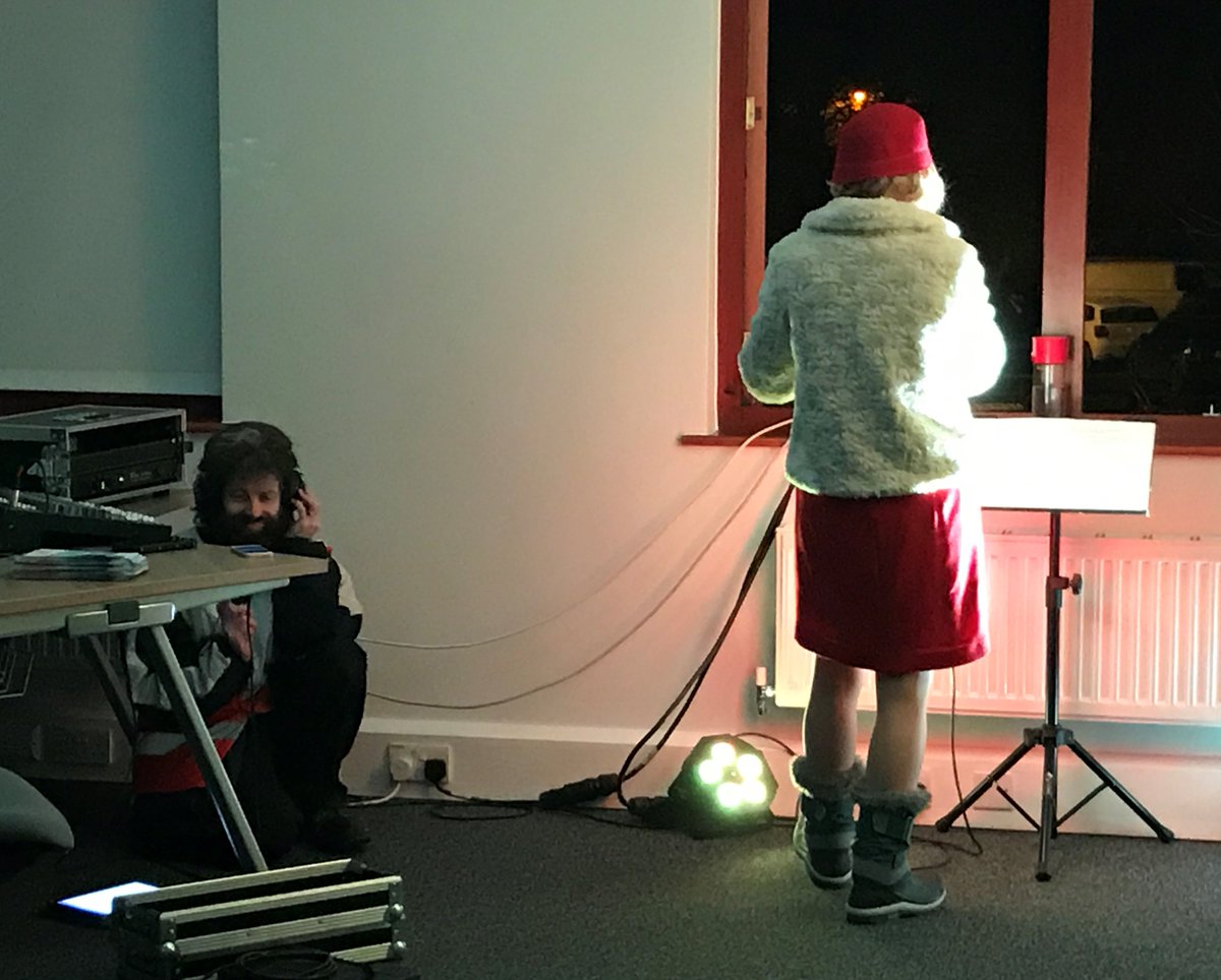 Living_Advent's tweet image. Big big thx to the fab @KittyMazinsky who was behind our #4th Advent window at the very festively illuminated offices of @HandelsbankenUK with @BlandyBlandyLLP in aid of @CampMohawkRG10 - such a fun, festive, quality set! #feelingfestive #holidaysarecoming #LACal19