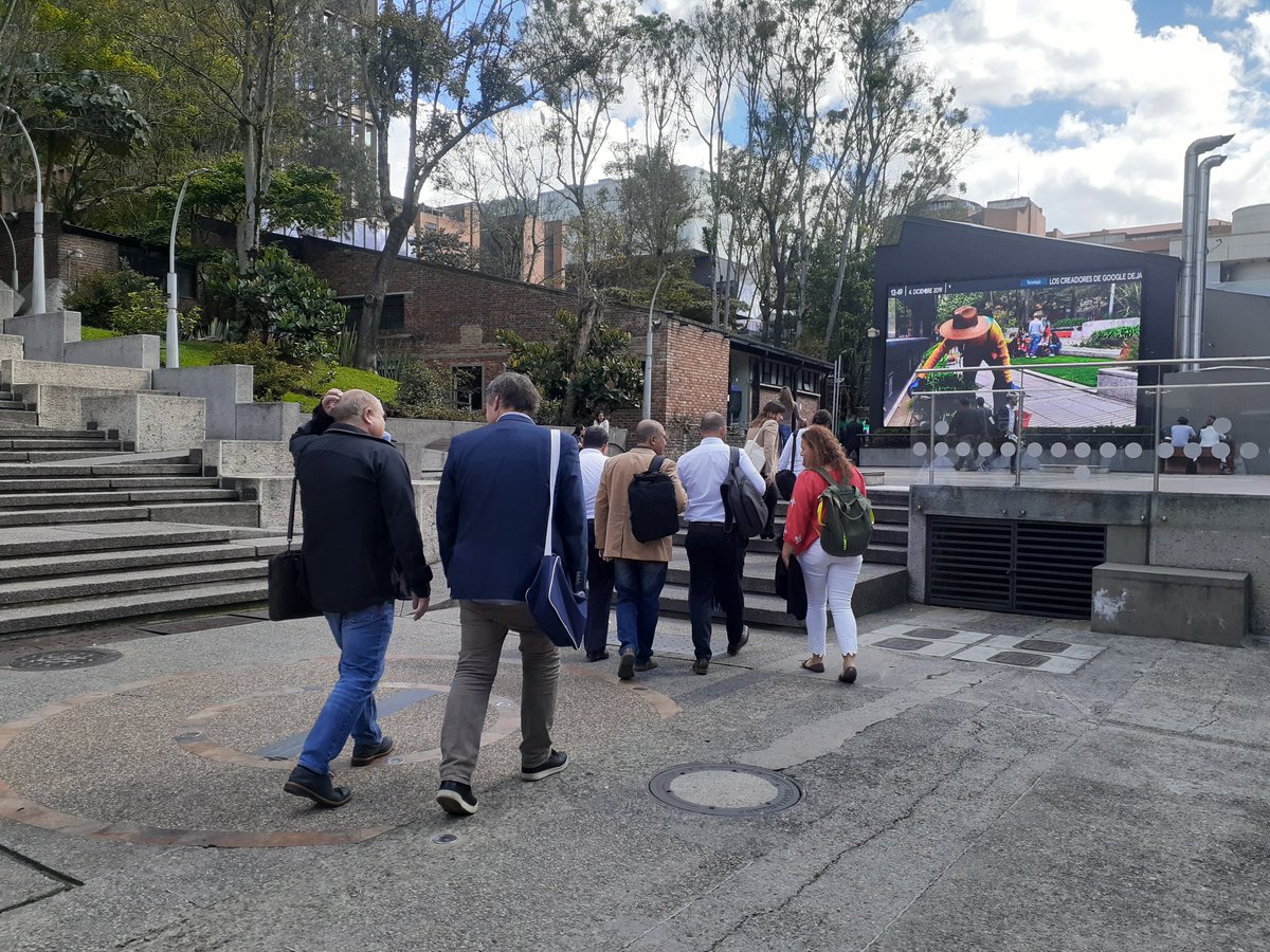 LinkYou_Project's tweet image. Comenzó un nuevo encuentro del #Linkyouproject, en esta oportunidad en la @UniJaveriana. Serán tres días de trabajo. Mañana con la Conferencia Internacional &quot;Universidades y empresas trabajando juntas&quot; .