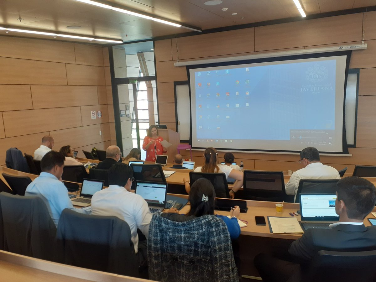 LinkYou_Project's tweet image. A brand new #Linkyouproject meeting is being held in Colombia hosted by Universidad Javierana. The event will consist of three days of work and exchange. It&apos;ll finish tomorrow after the International Conference &quot;Universities and companies working together&quot;