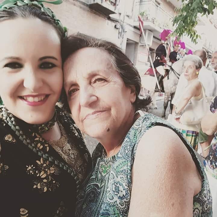Quimmy85's tweet photo. Felicidades mamá 🥰😍😘❤🎂🎉🎁🎊🎈🥳 @LlorenteMarisa https://t.co/eqN5eScVNv