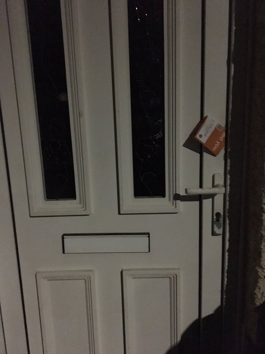tsandy81's tweet image. I think @AmazonUK need to train the Christmas temps on the function of the letterbox... 

It wouldn’t be so bad if it wasn’t instructions on where to find the packages 🤔🤷🏻‍♂️🤫
#xmastemps #howweretheytoknow #XmasLife #extratrainingneeded
