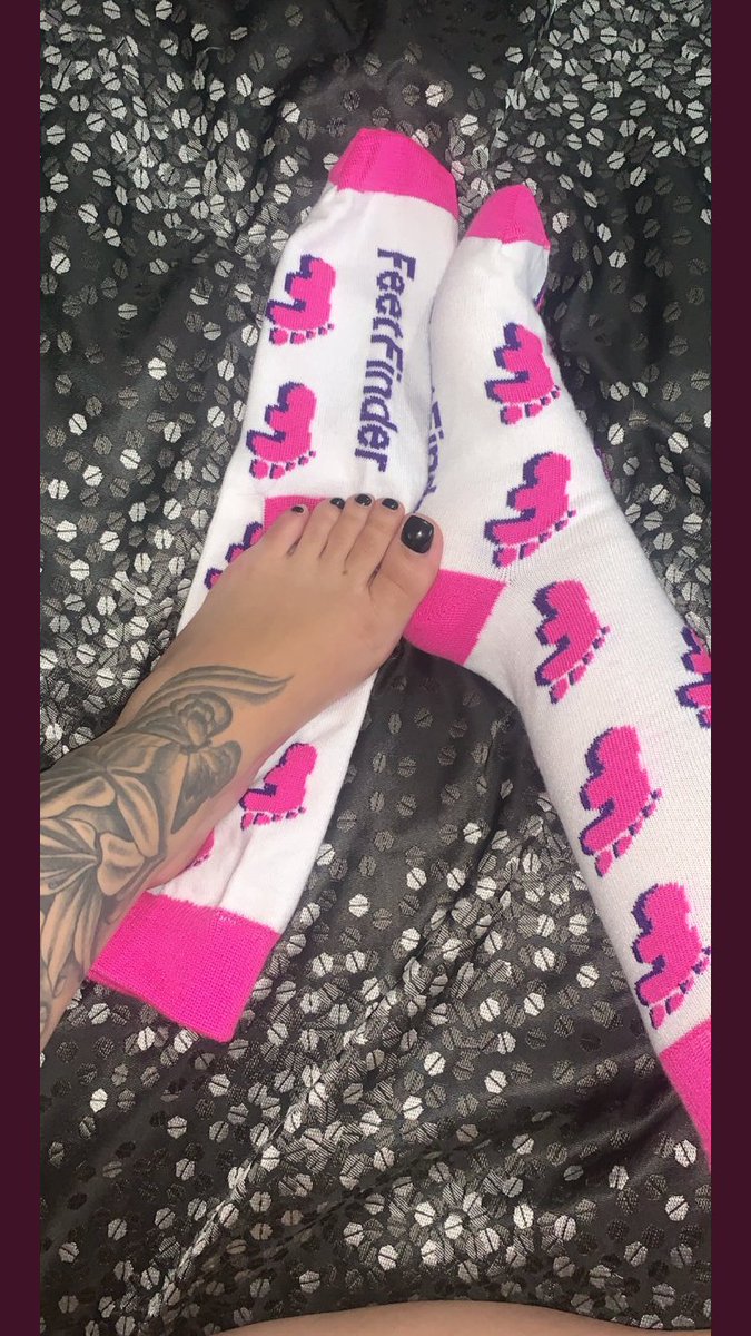 FeetFinder's tweet photo. We are doing another @Feetfinder custom sock giveaway! Retweet for your chance to win a pair of our awesome socks!  Winners will be selected and DM'd in one week on Wednesday!

#findom #footfetish #paypig #socks #footfetishcommunity #footfetishnation https://t.co/Ldv4boK9KE