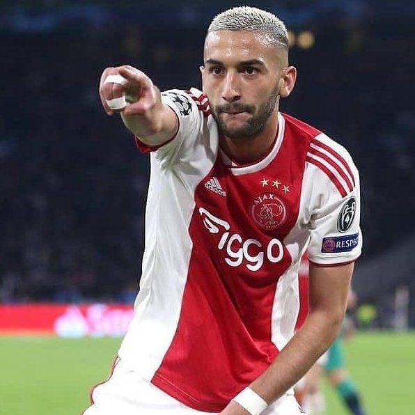 OMhaita's tweet photo. I think that if ziyech had chosen to play for the Netherlands he will be named in the list bcz he deserved to be at least in the top20 but unfortunately its because of his bad history with Morocco at the cut of africa nations 
#stop_racism_against_hakim_ziyech https://t.co/MAkc8UCeHV