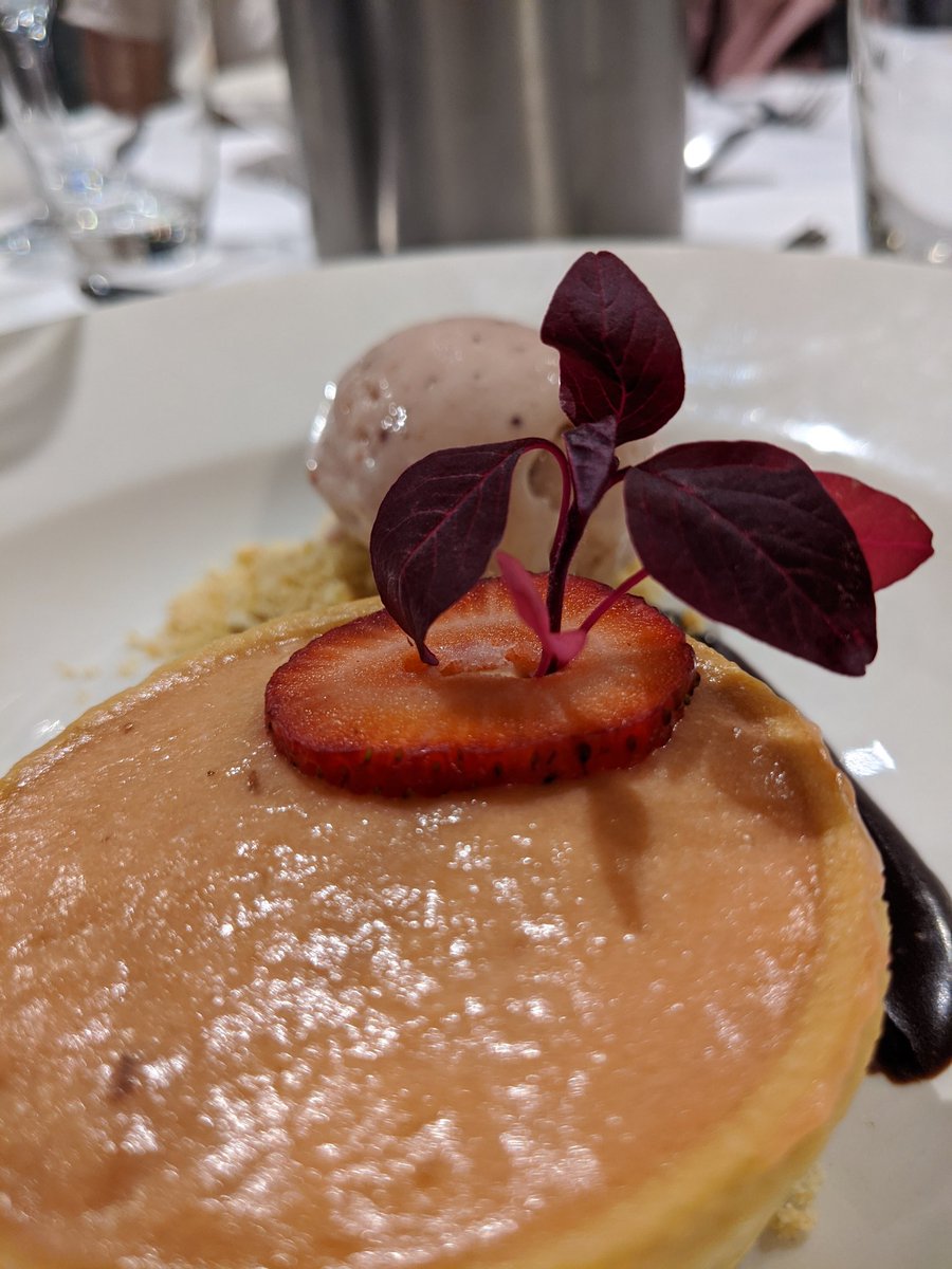 kim_bugs's tweet photo. Some emergent snackrophyte from last night's #AFSS2019 gala dinner https://t.co/QBa9XqPxdg