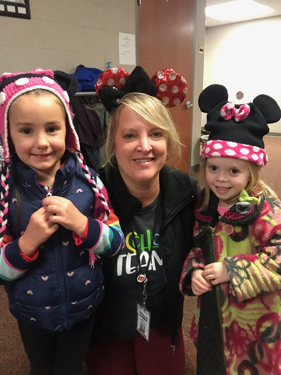 Amy McDonnell tweet media