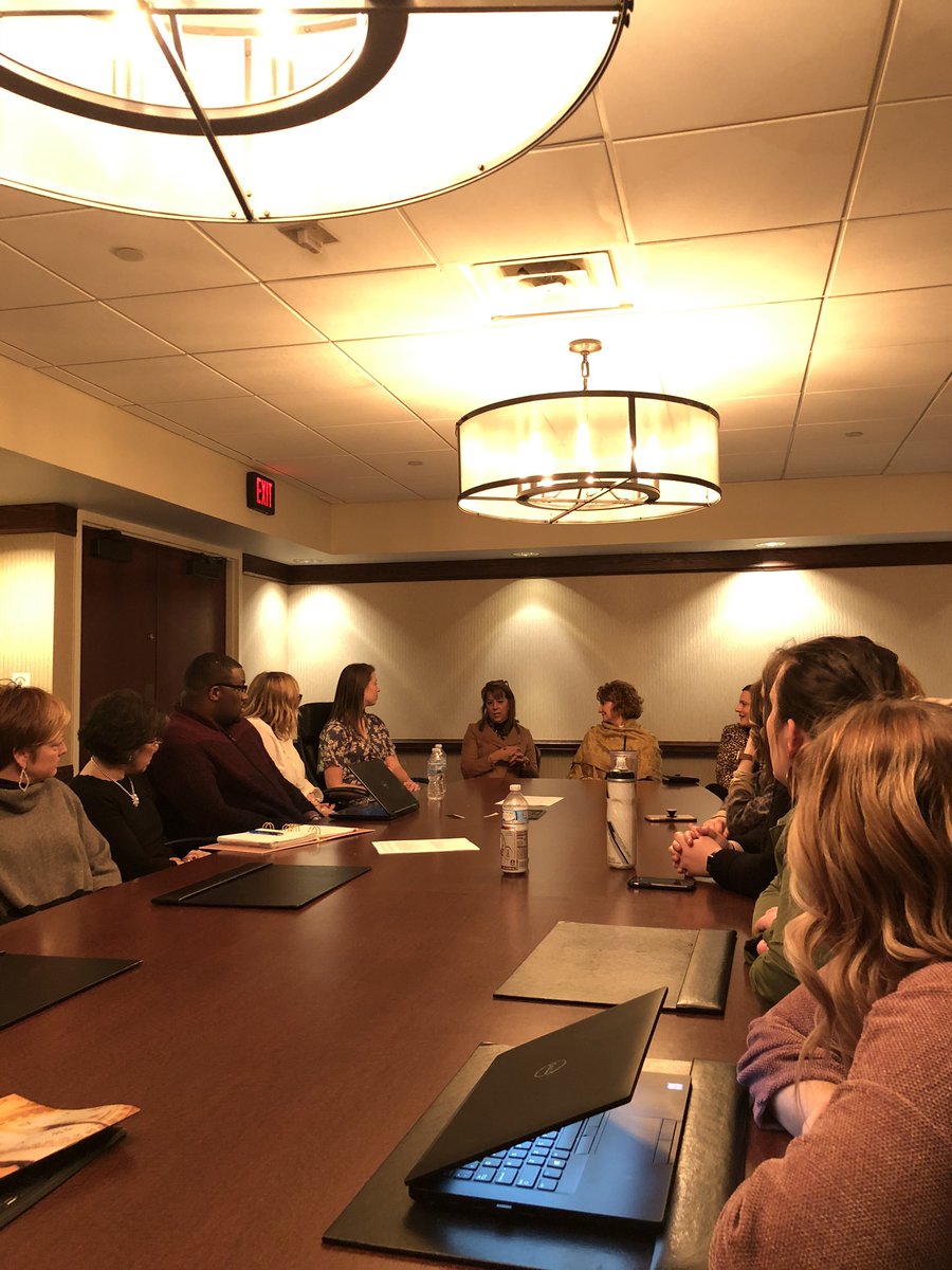 CASEKy's tweet photo. Partial photo of #CASEky board of directors and conference planning committee meeting with leaders of @CASEAdvance @CASE_III before annual conference here started! https://t.co/YZSg9Tlpog