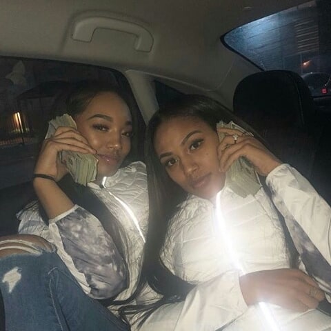 ChristinaBakerj's tweet photo. Fuck all fake sugar mummy , I'm a real sugar mummy I'll pay your bills (credit card bills ,Phone bills , apartment bills ,car loan and daily allowance ) #sugardaddyneeded
#sugarpay #cashpigs #ebonyhotwife #paypiggieswanted #SUGARBABE #urgentbabies #realsugardaddy #homeworkpay https://t.co/KI0Tih2Lp0