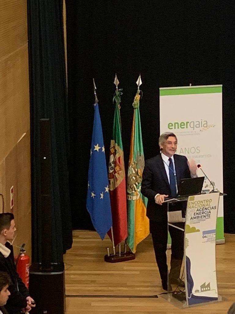energyTorres's tweet photo. #Espinho recebeu Encontro Agências de #Energia e #Ambiente #RENAE com sala cheia para renovar agenda #transicaoenergetica #financiamento #modelos #eficienciaenergetica #parcerias @CMEspinho https://t.co/M7UATgfUqU