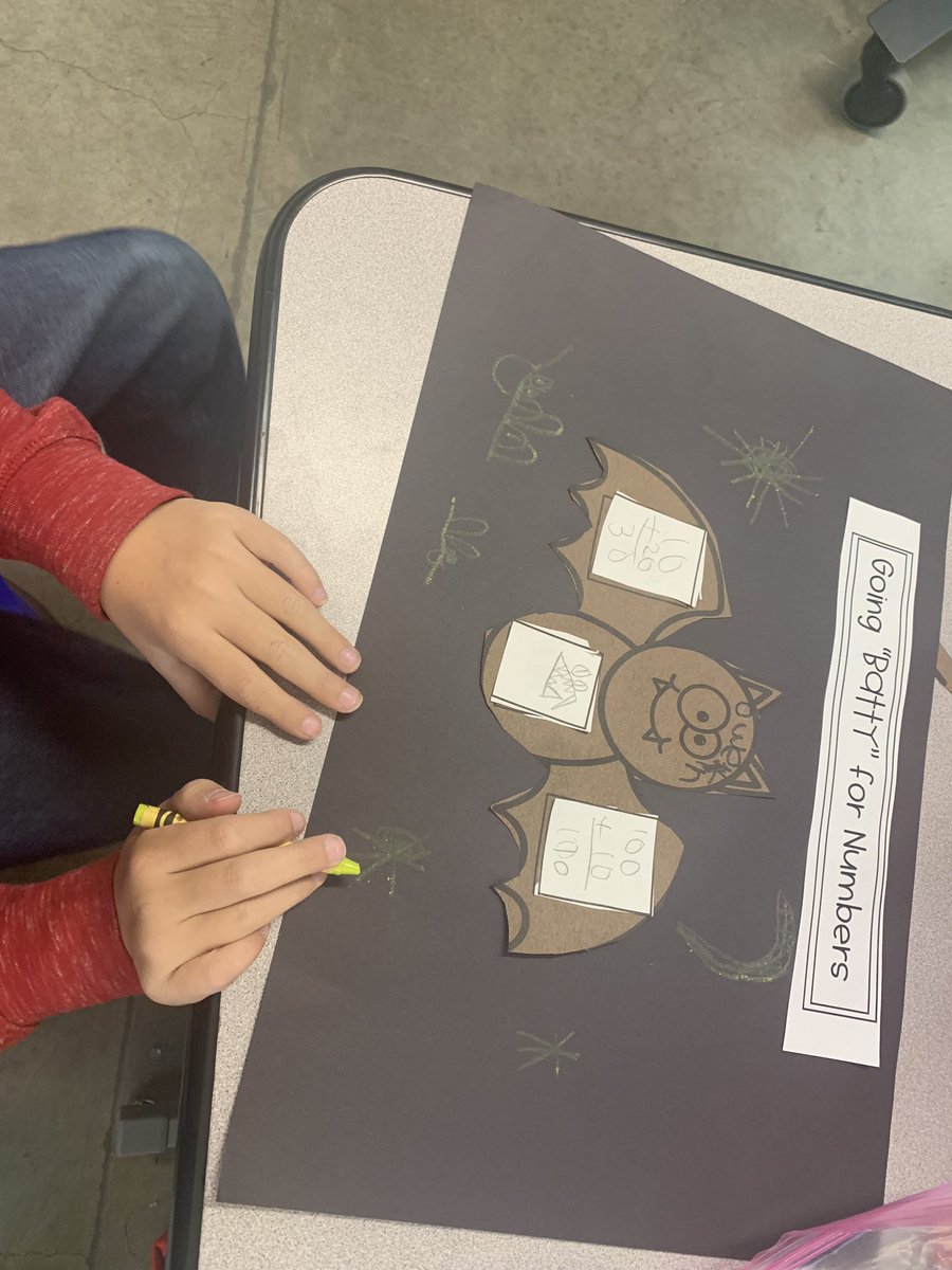 BaumgartnerRCSD's tweet image. Fall activities in second grade @RCSDOrchard #rcsdk8 #RCSDChampions