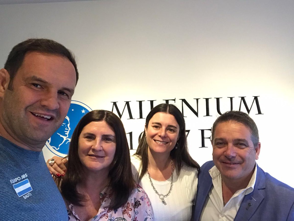 <a href="/VDRenMilenium/">VDRenMilenium</a> <a href="/paulatorresrse/">Paula Torres</a> <a href="/RugbySFronteras/">Rugby Sin Fronteras</a> Un verdadero placer!!!!
#VDRenMilenium