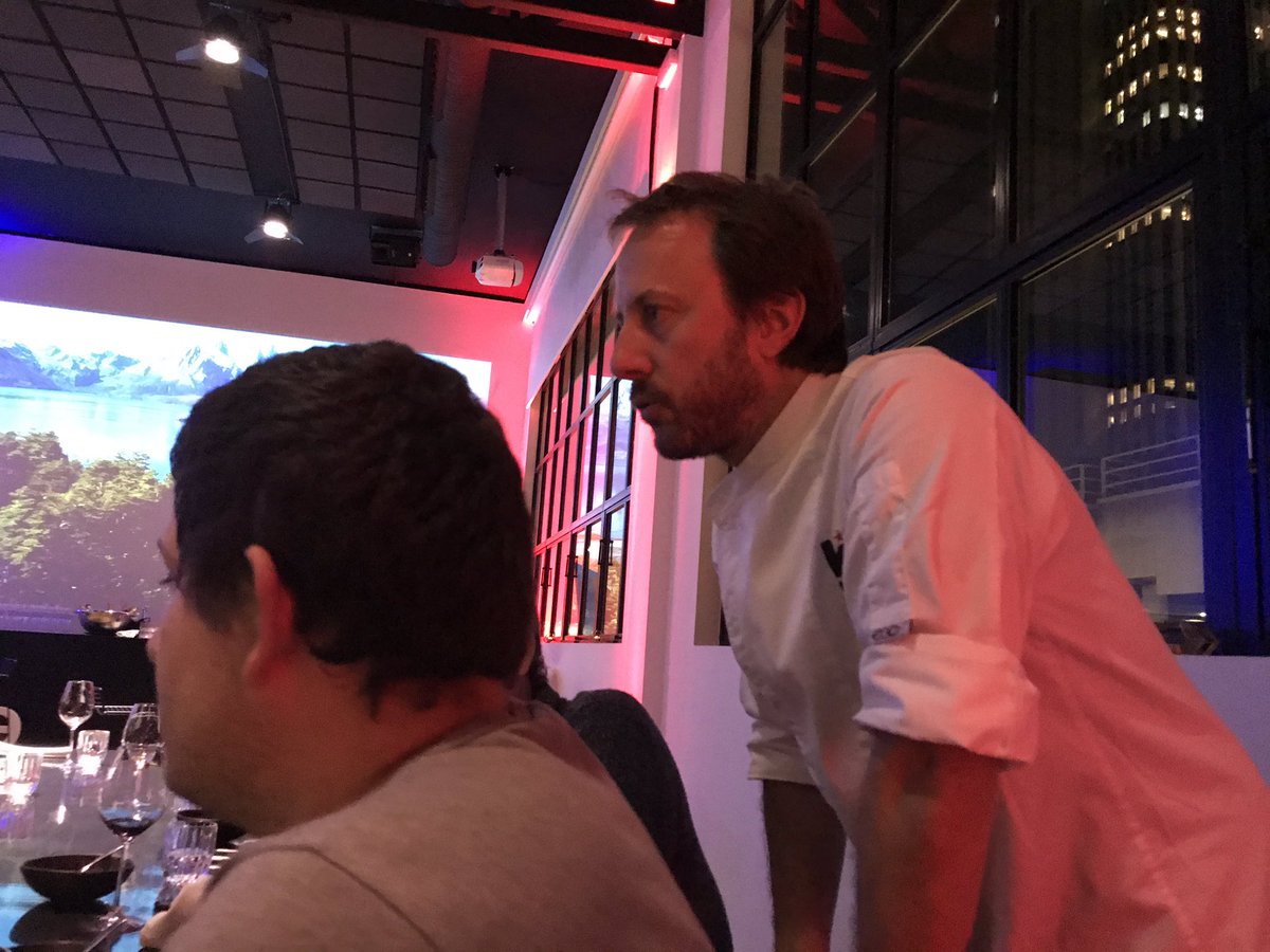 Recuerdos_Mo's tweet image. La gastronomía de #Chile de la mano de @Carlos_Pascal de @KitchenClub a sido todo un descubrimiento. Tenemos muchas ganas de conocer Chile 🇨🇱 y disfrutar de su gastronomía in situ @atrapalo @InterfaceSpain @chiletravel_es