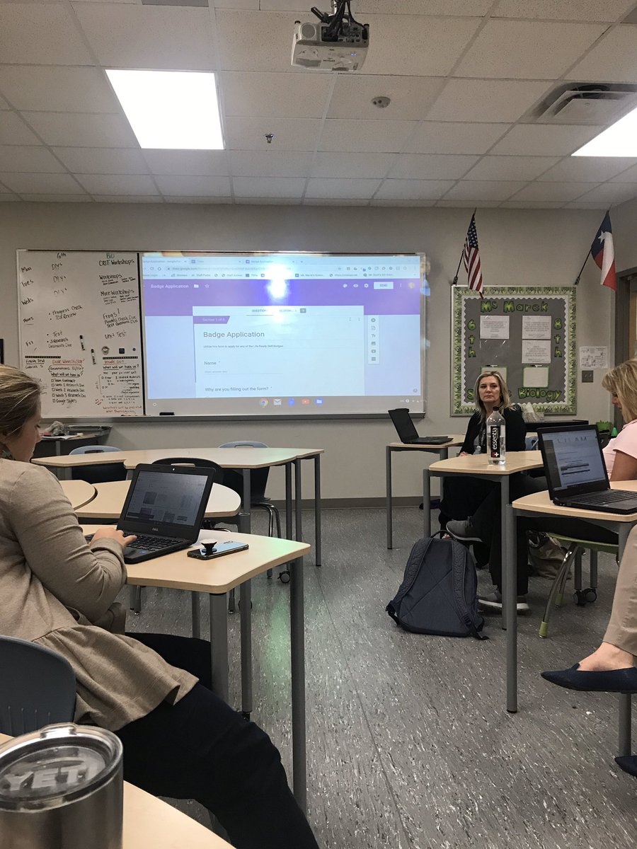 SteamDickerson's tweet photo. Brainstorming the ways to incorporate badges in the art room! 🎨🤔#STEAMlearns #STEAMpln https://t.co/u38JwbmSSP