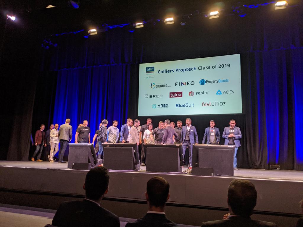 collierscanada's tweet photo. And that’s a wrap! Congratulations and well done to our Colliers #Proptech Accelerator powered by @techstars Class of 2019! @adex_ai @arexre_tech @bluesuitai @bredtoken @fastoffice @Finneo_tech @PropertyQuants @realarplaces @skenarios @TaloxCRE https://t.co/u7VCyM5nTL