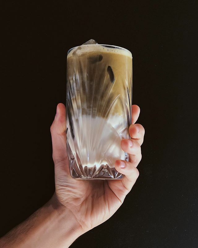 SmallTeaCo's tweet image. Behold, our Hōijcha Latte...
Hōjicha is a rich, toasty and bold Japanese green tea. Reminiscent of coffee, but sweeter, so we got that and made it a latte. You HAVE to try it. ift.tt/2DOy0JW