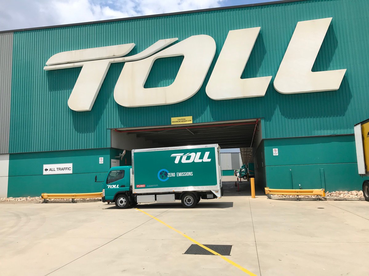 Over the coming two weeks, the Express Parcels team will run a real-world trial to gain the latest operational insights into how this technology can help our customers meet demand for cleaner and quieter urban deliveries.

#electricvehicle #zeroemissions #Daimler