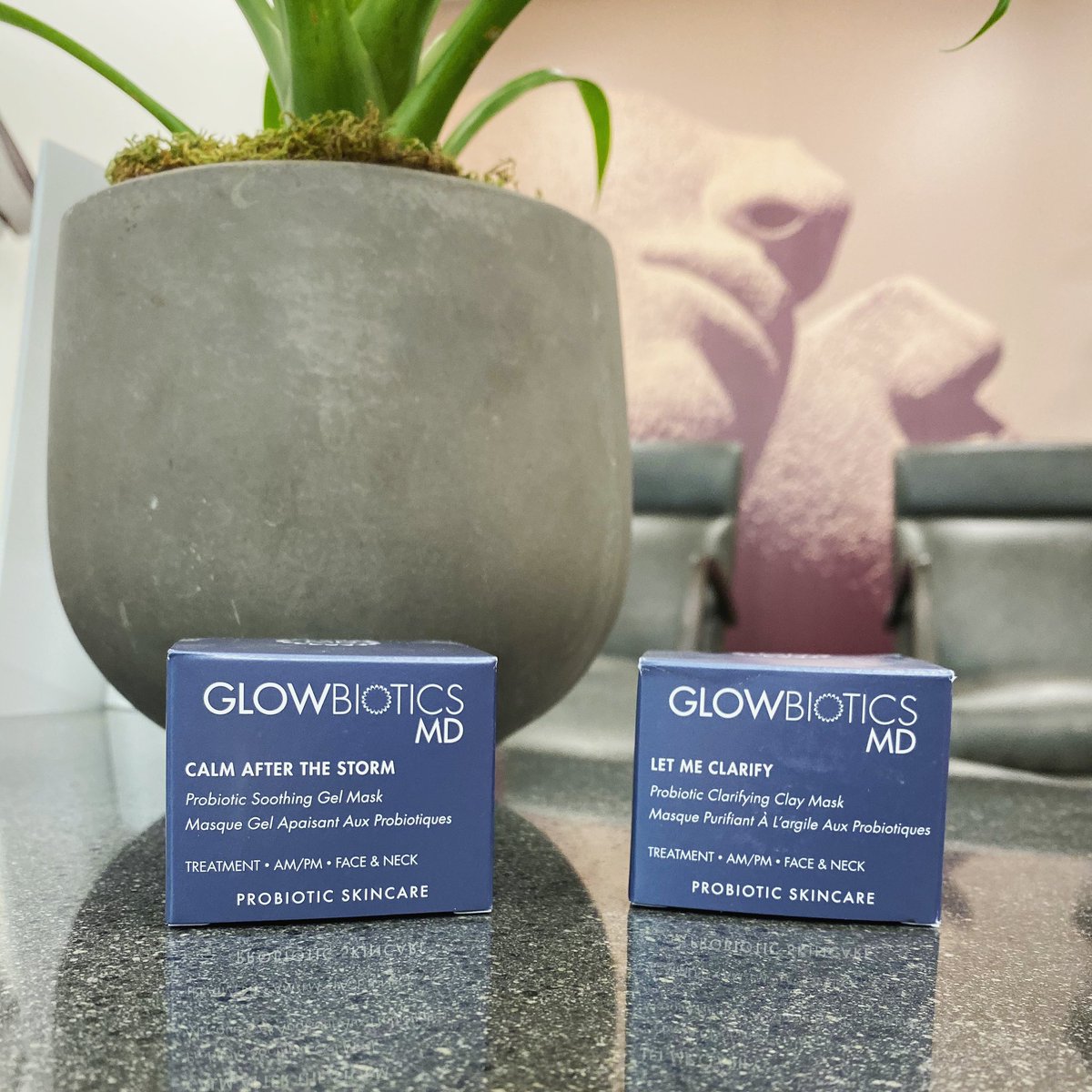 SaltzMD's tweet photo. Receive a FREE Glowbiotics Calm After the Storm Gel Mask with the purchase of a Saltz Gift Card of $200 or more!
Perfect for the holidays!
Treat your friends and family to Saltz Gift Cards!
(Gift cards are not valid on date of purchase. While supplies last - $50 value.) https://t.co/mPnZlirjmN