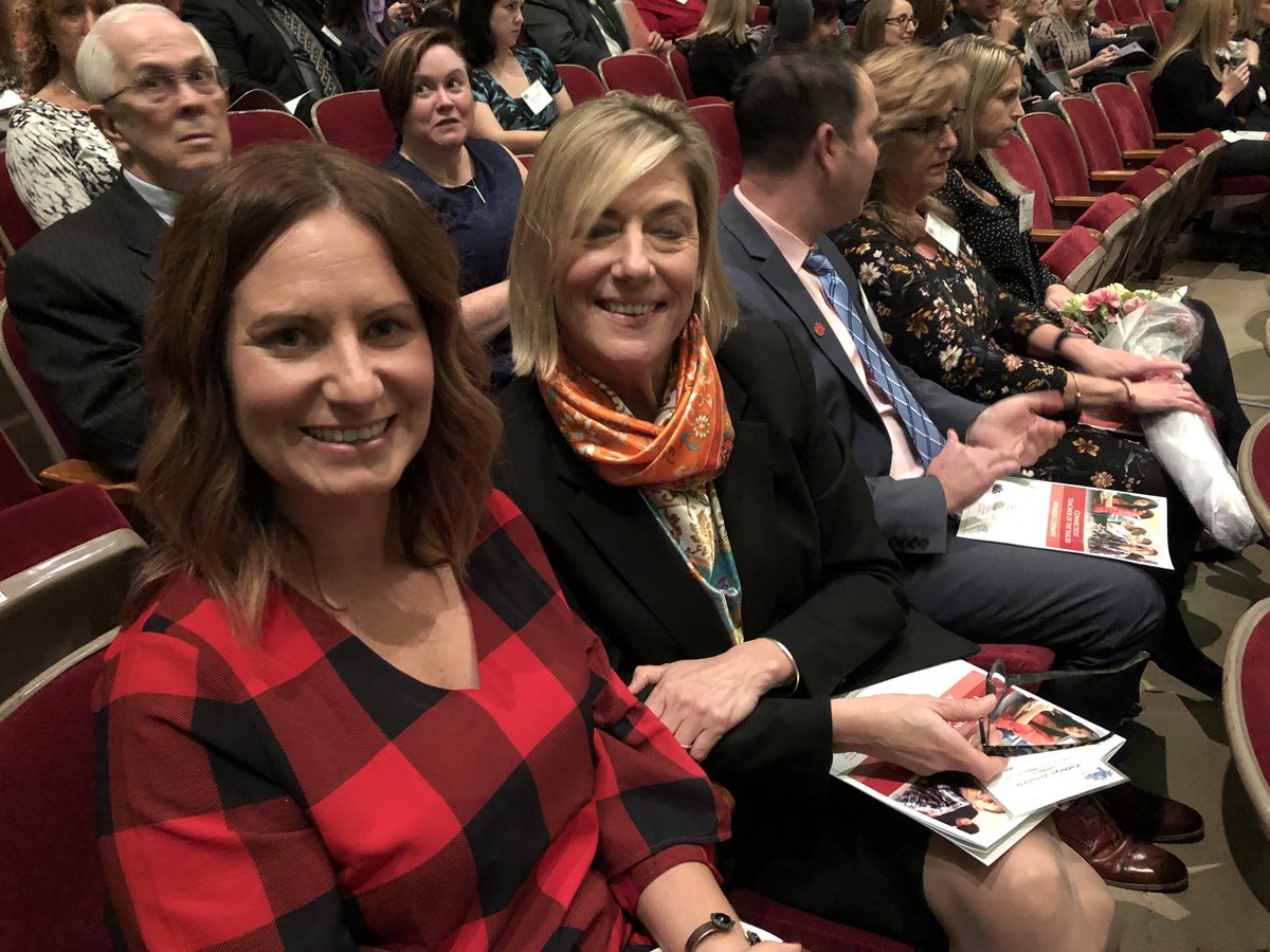 MrSadinsky's tweet photo. So proud of #rsd13ct Amy Schaefer, who was honored with the 2020 CT Teachers of the Year at the Bushnell. #StrongMS https://t.co/86a1amBYBm