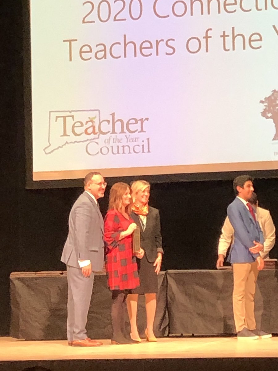 MrSadinsky's tweet photo. So proud of #rsd13ct Amy Schaefer, who was honored with the 2020 CT Teachers of the Year at the Bushnell. #StrongMS https://t.co/86a1amBYBm