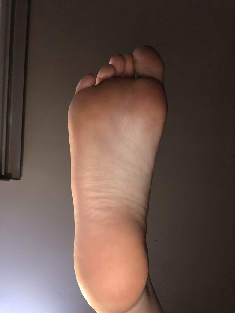 Pretty Feet - Ms Pretty Feet (@Olivia65965260) | Twitter