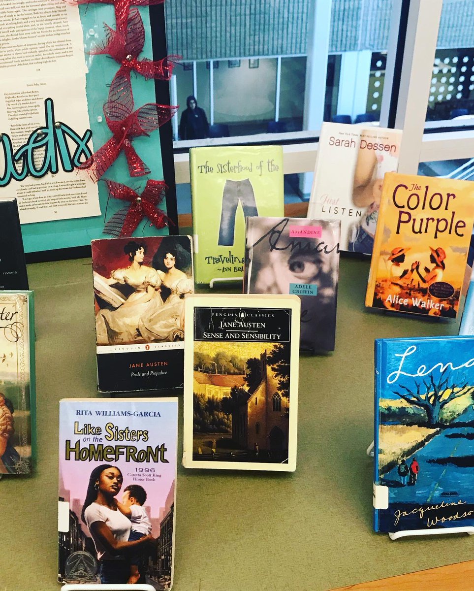 mhs_library1's tweet photo. Introducing: “Little Women” The Dress!! Come check out some Alcott inspired choices on display 📖🖌 Who else is excited for the  MHS production of LW?!! 🙋‍♀️🙋‍♀️🙋‍♀️ #littlewomen #louisamayalcott #sistersquad #librarydisplaysofinstagram #librarylife #vintagestyle https://t.co/m7qdP8vin5