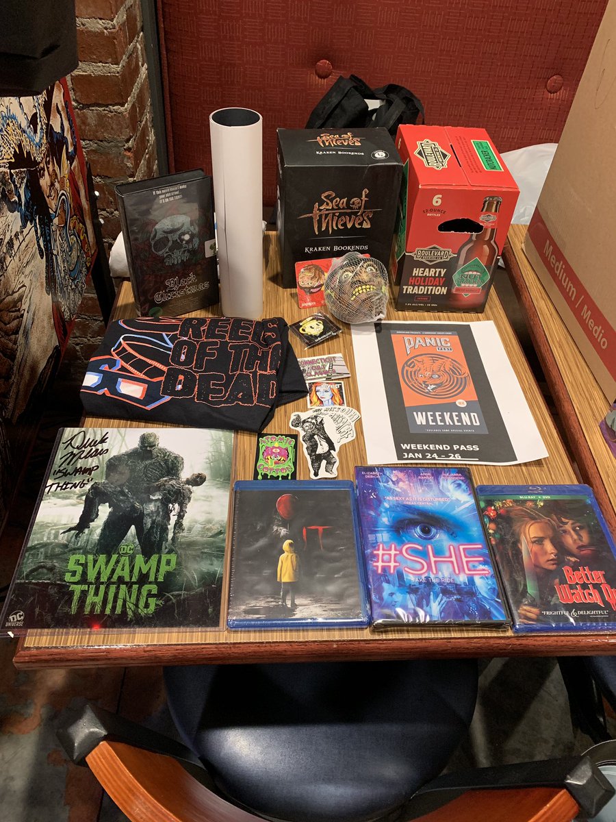 Tonight’s prize pack is INSANE. 
Bring a toy for <a href="/ToysForTots_USA/">Toys for Tots</a> for your chance to win!