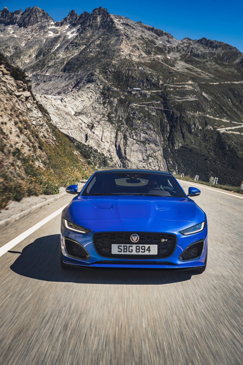 jagmag23's tweet photo. NEW F-TYPE ALL THE CHANGES https://t.co/gJ6XE6w1lz https://t.co/VHsawyUPSX