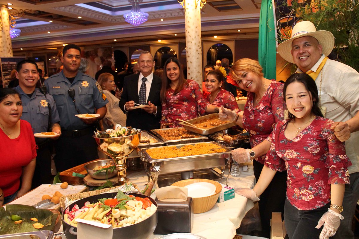 PerthAmboyBID's tweet photo. Right now on Cyber Monday, you're invited to buy tickets to the Taste of Perth Amboy on Dec. 3 at a discounted price. Go to Eventbrite: https://t.co/WWNgK1dxbl. Before you checkout, use the code CYBERMONDAY to get a discount on each ticket. @MayorWildaDiaz @njisntboring https://t.co/EZ6JO78mOp