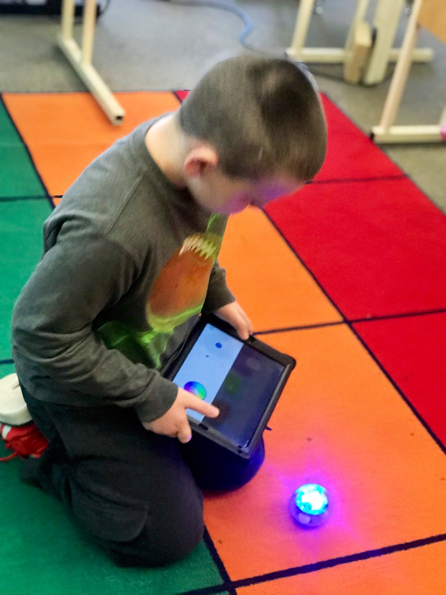 mrsttnix's tweet photo. Today we got familiar with @Sphero as we prepare for the #hourofcode! 
#iteachkidstech 👩🏾‍💻
#FairviewStrong 💜💛 https://t.co/e62BOjqsni