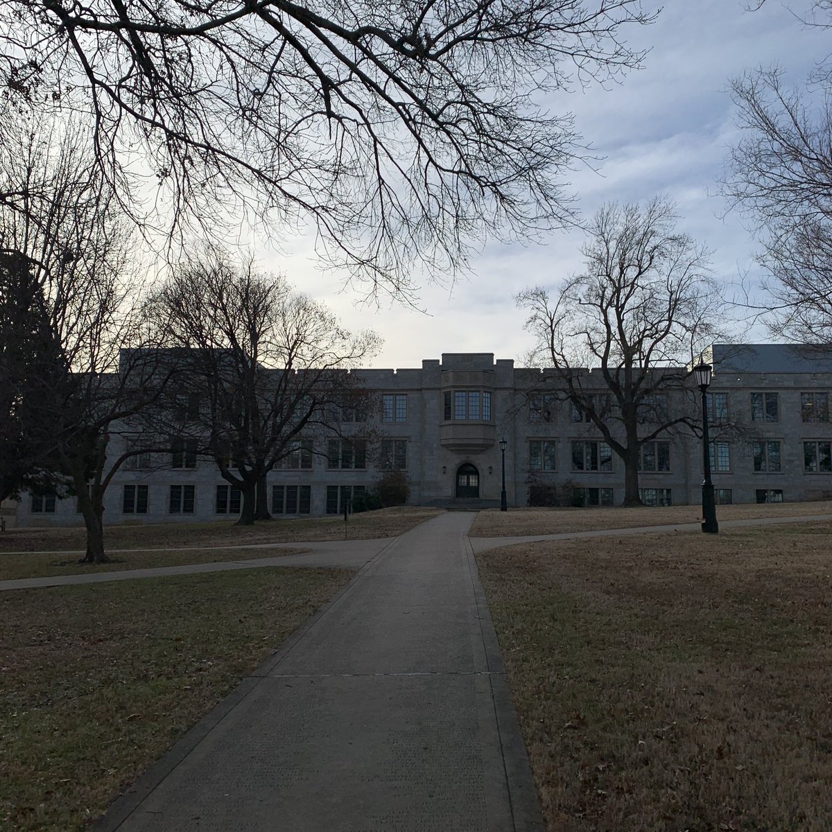 uarkgsie's tweet photo. Welcome back to campus. In other news, just three more weeks until winter break. #MotivationalMonday #razorgrads #graduationorbust #FinishStrong https://t.co/4HUUj2JNBa