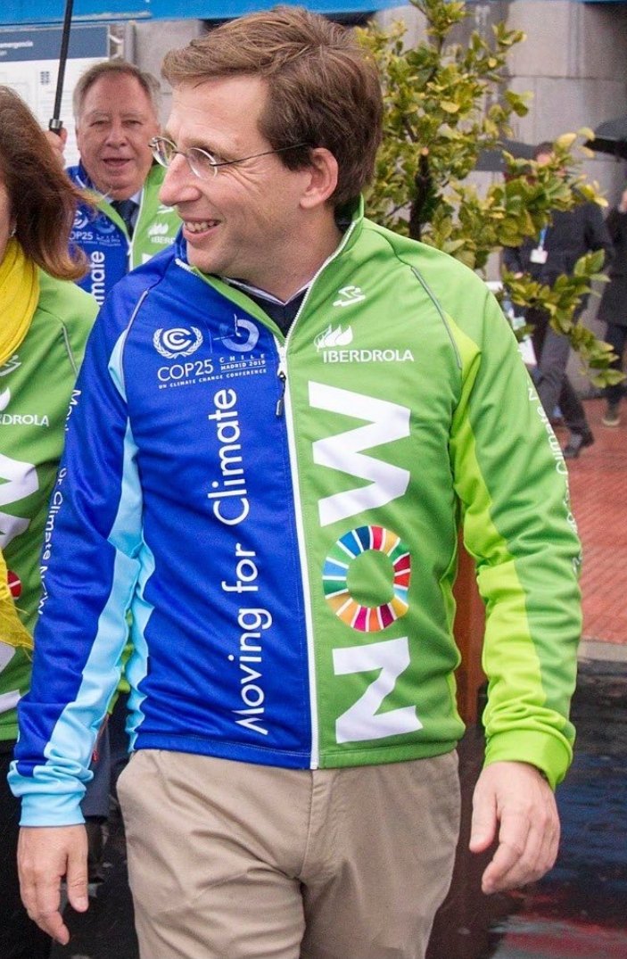 BuseroTuiteroo's tweet photo. Cuando lo pides por @AliExpressES Vs cuando te llega a casa!
#EMTPublica 
#EMTSostenible 
#EMTCalidad 
#almeidaboicoteaemt https://t.co/6m65SqDz9U