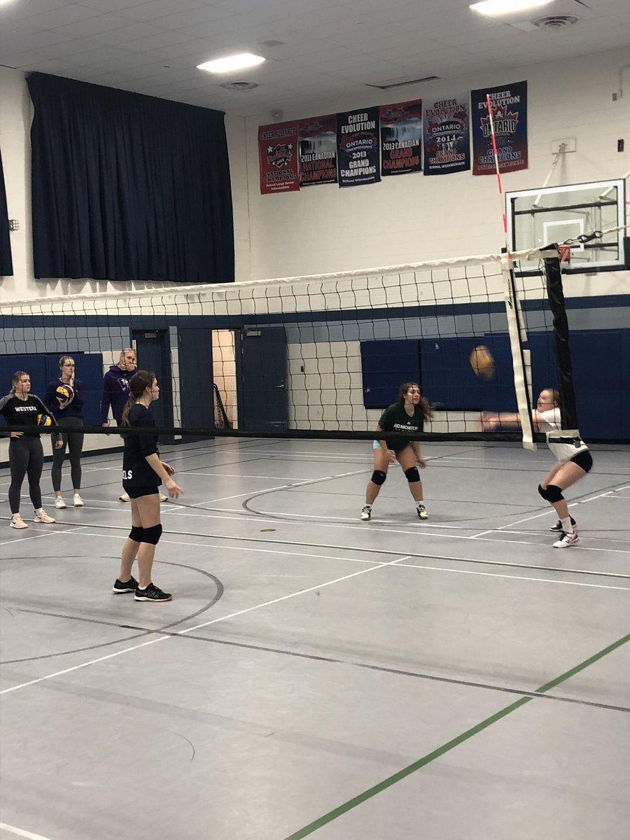 JDDASILVA2's tweet photo. Special thanks to @WesternMustangs for the Volleyball clinic today!! Our girls are ready for their game Thursday 👍🏼@crusaderBLUE @cch2019 #crusaders https://t.co/Ztc6dtaY53