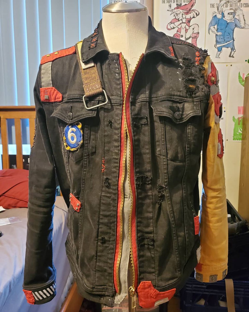 Fuzzforge's tweet photo. Folks! Fuzzforge will be heading to #PAXUnplugged for the very first time. If you come find me, I might give you a prize. :) 

Look for these jackets. https://t.co/K6slgeRvZg