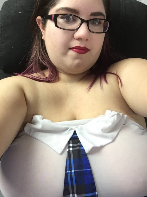 On cam at https://t.co/tU2kx4ulqt https://t.co/HDpCJGiwHt<a href="/tag/pigtails"class="tags"><span>#pigtails</span></a><a href="/tag/bigtits"class="tags"><span>#bigtits</span></a>