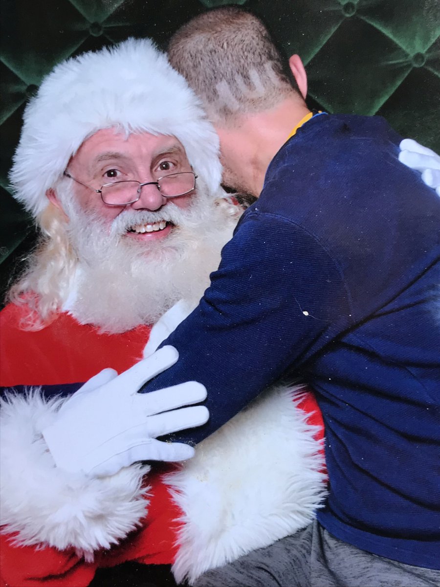 Book House STL tweet media