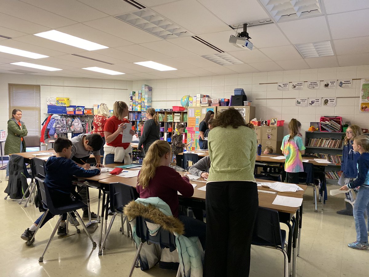 aneill2018's tweet photo. Great day back from break! Our 3rd &amp; 4th grade teams worked alongside our instructional coach &amp; curriculum coordinator for a math lesson study-teams planned together, co-taught, &amp; debriefed what worked best for students on priority math standards. #PSEsoars #Observeme #PSElearns https://t.co/WX6ZSCMILV