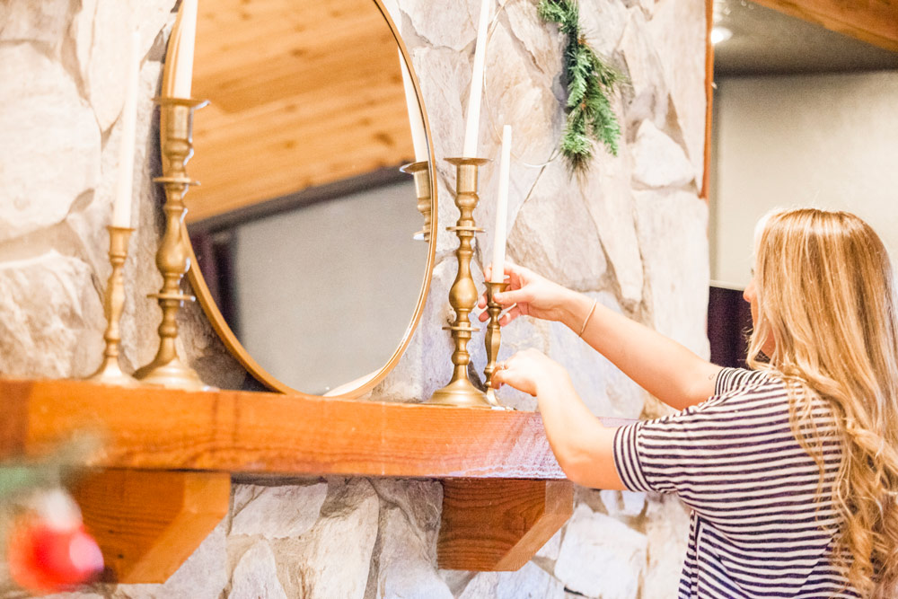 HGC_Designbuild's tweet image. We had the opportunity to style a client’s mantle for Christmas and it was SO. MUCH. FUN. Head over to the link below for 3 simple tips to decorate your mantle this holiday season shared by our very own @HilaBeans22.

bit.ly/holiday-mantle