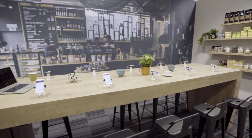 We live in a world where anything is possible, but how do you help people understand the future of work? You show them. Watch this film with @Chris_Pope_NOW to see how easy things can be with technology. spr.ly/60171Rz0F