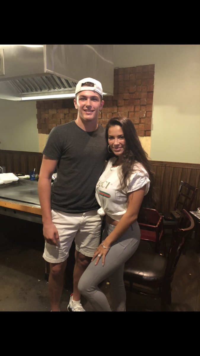 The boys are trying to make their first Sunday night football game in Pittsburgh any shot you can hook up the boys with tickets 🏈🔴🔵#GoBills @J_poyer21 <a href="/Rachel__Bush/">Rachel</a>  <a href="/RyanSupples/">Ryan Supples</a> <a href="/JakeCooper1414/">Jake Cooper</a> <a href="/mikeyyyy7/">mikey v</a>