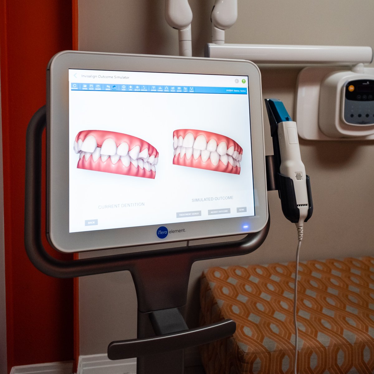 With our 360 Method of Invisalign, the difference will be night and day (or a shy smile and a confident smile).