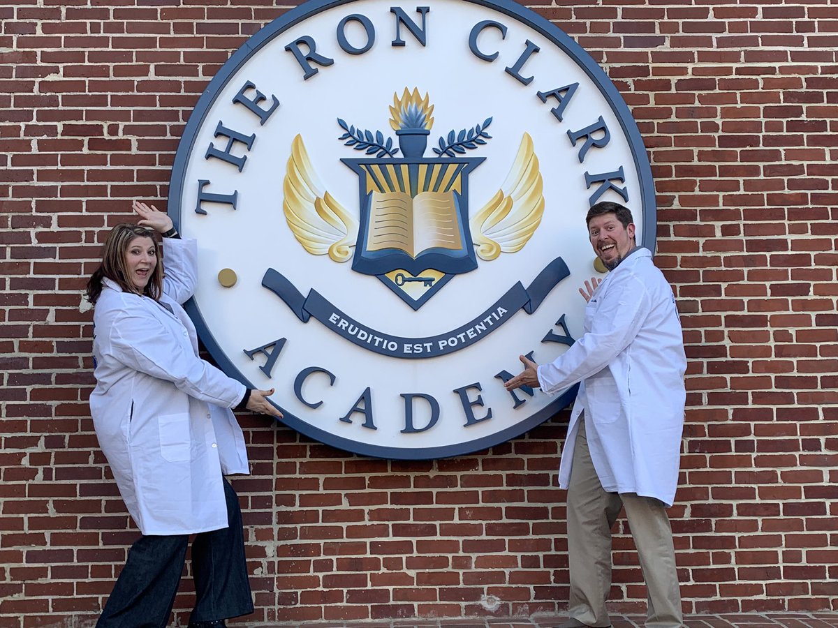 carrieysimpson's tweet photo. What a phenomenal learning experience! Thank you admin team from @RAMiddle_RAMS for sending us to #RCA @mrronclark_ today was simply AMAZING! @AndersonFive #RAMSINITTOWINIT #checkoutourcoats https://t.co/VpKEDeZBF0
