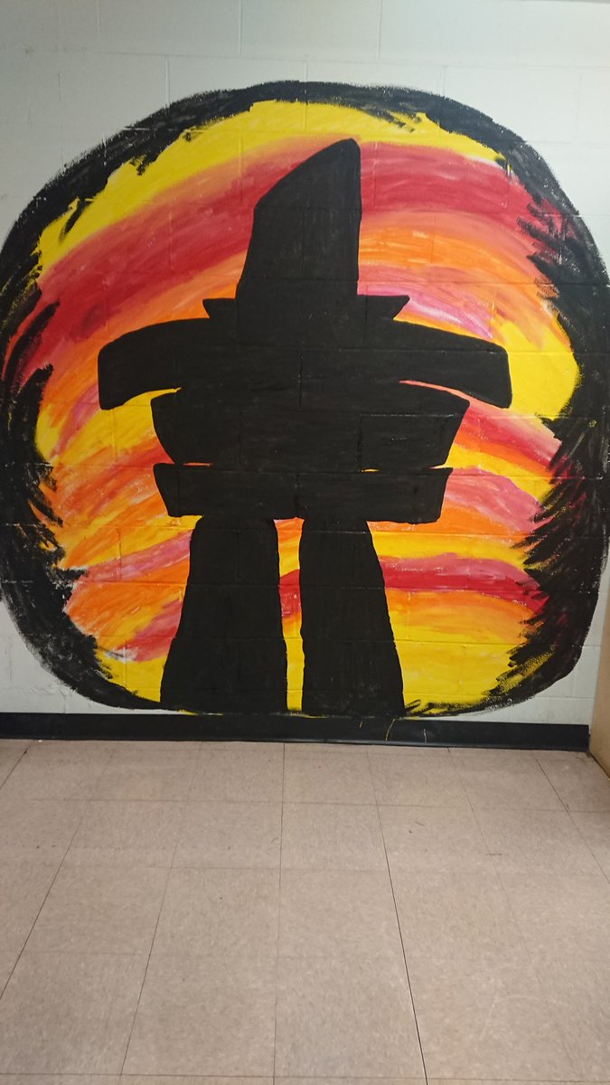 A few of my students at #DHS wanted to add some color to my space when they finished their work today. A new student from Iqaluit suggested an inukshuk so we did just that. I absolutely love it! 💜

#dartmouthhigh #hrce #inukshuk #inuitart #community #makingnewfriends